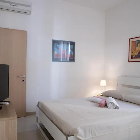 La Vispa Teresa Zona Ospedale فندق مبيت وإفطار كونفيرسانو